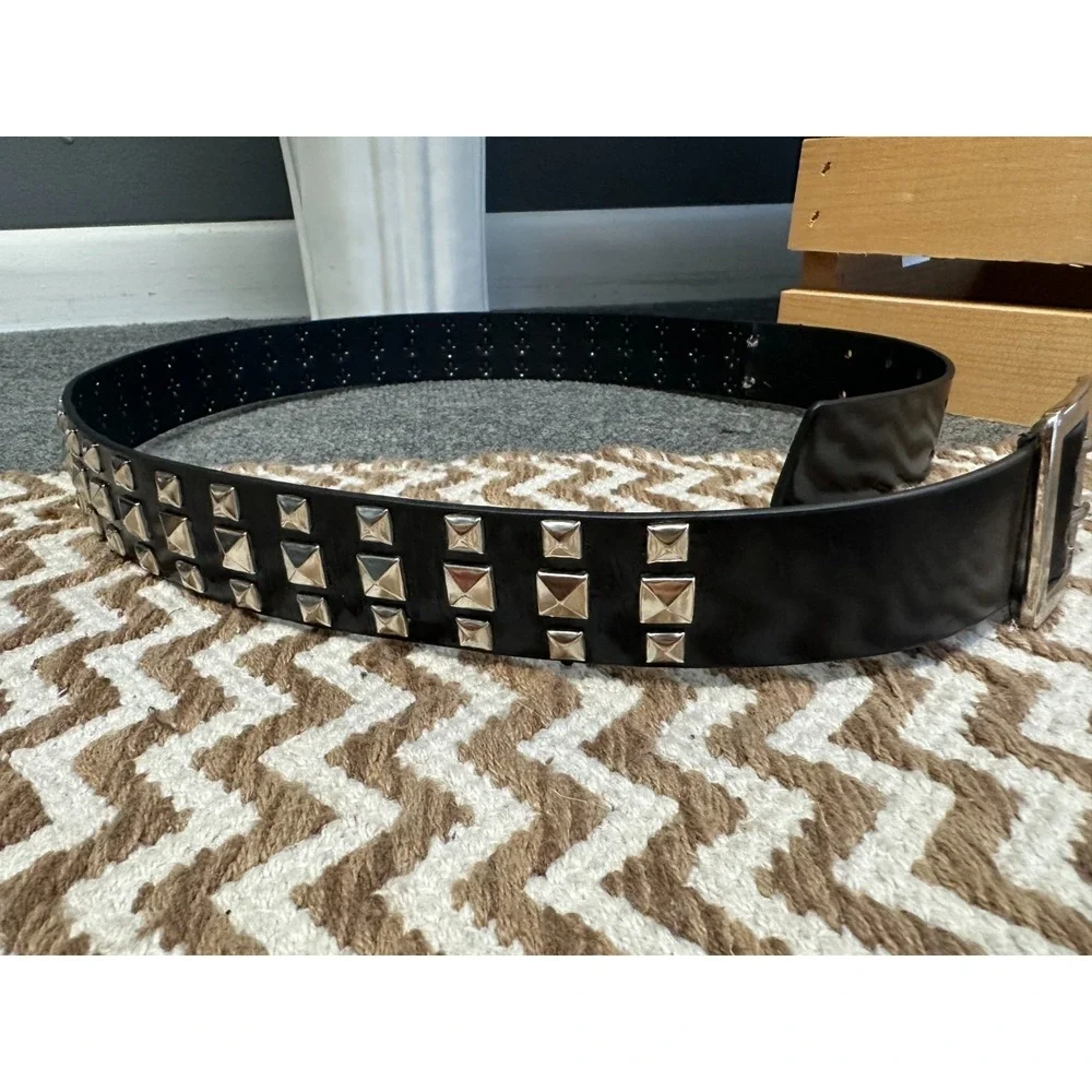 Vintage Y2K Black Faux Leather Pyramid Stud Belt Punk Goth Emo Rocker Festival
